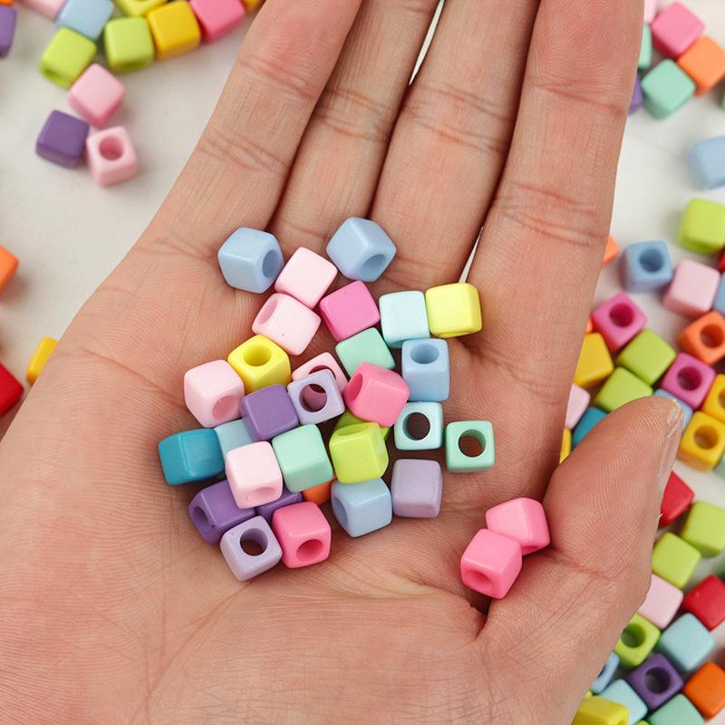 Набор из 100 акриловых квадратных бусин: Однотонный, Большое отверстие для DIY цветных проектов с бисером