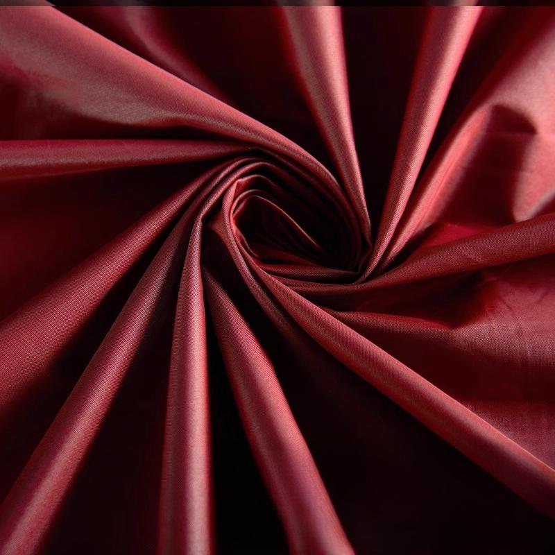 100/300/500 410T Водонепроницаемая ткань из нейлоновой пряжи для пуховика Детской одежды Шитье Легкая 20D Ткань без мембраны