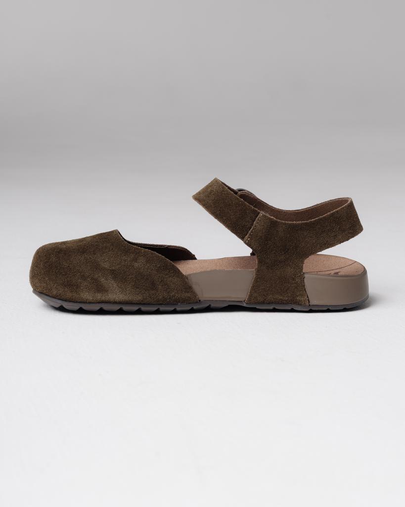 Босоножки с закрытым носом Prima d'Arte 5364 36 хаки замша