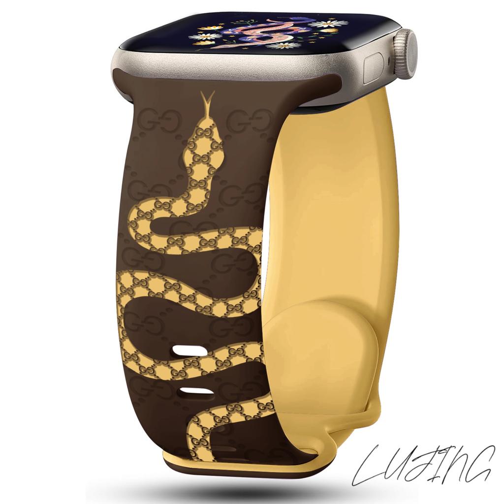 Engraved Silicone Strap For Apple Watch Band 46mm 45mm 44mm 42mm 41mm 40mm 49mm 38MM Correa Snake Texture Bracelet Series 10 8 9 7 SE 6 5 4 3 Ultra 2