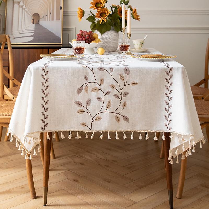Трехмерная вышивка Скатерть Легкая роскошь Французский ретро Прямоугольная Скатерть для кофейного столика Высококачественный хлопок-лен Декор