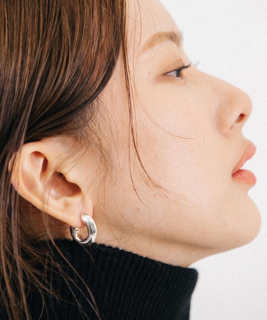 Tacit Pebble Earring