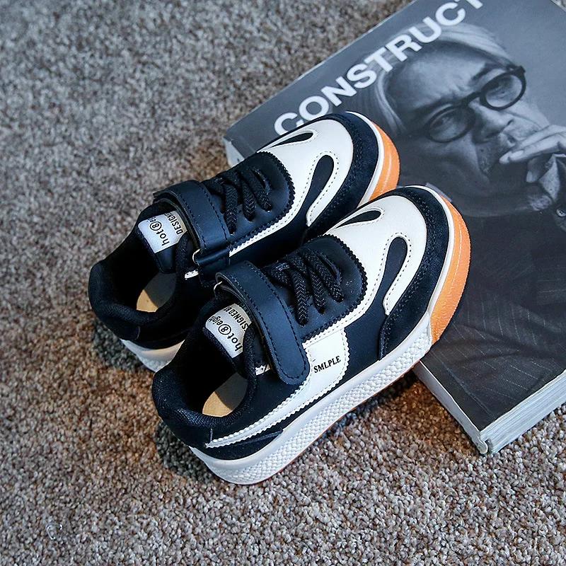 Спортивная обувь для мальчиков и девочек, толстая мягкая подошва, детская повседневная обувь, грязенепроницаемая, 2024, новая модная детская обувь для скейтбординга, круглый носок, на липучке, балетки