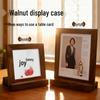 Подставка для демонстрации из грецкого ореха: Элегантная настольная фоторамка и карточка со столиком и QR-кодом.