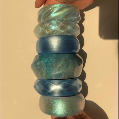 Блестящие синие эпоксидные браслеты, геометрические акриловые гиперболические винтажные модные браслеты для женщин, круглые pulseras mujer