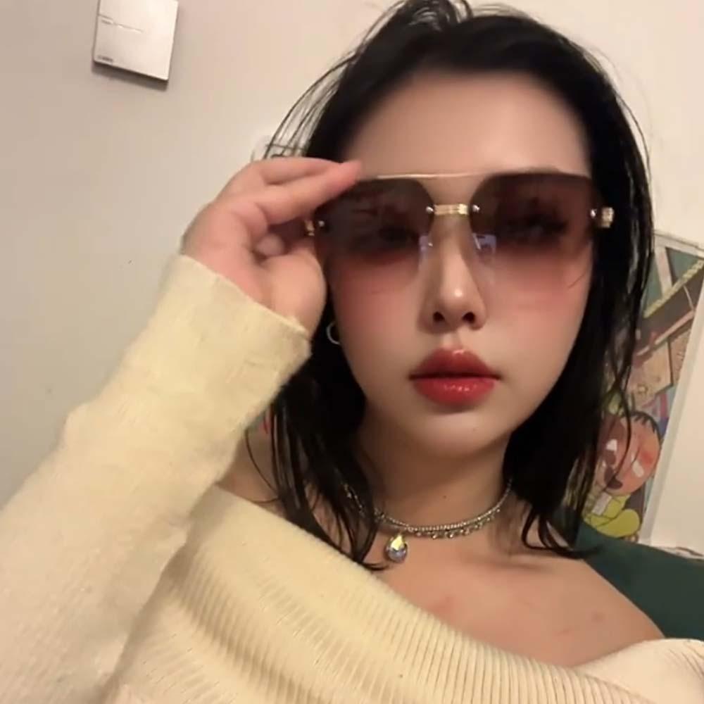 UV400 Men Zinc Zinc Alloy Sunnies Classic Anti-UV Glasses Catwalk Women HD Sunglasses Business