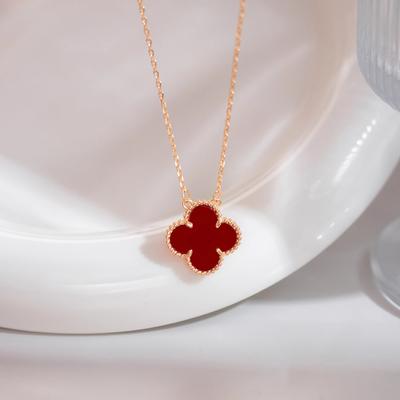 Красное ожерелье с четырехлистным клевером для женщин, легкое, роскошное, для пожилых людей, цепочка на ключицу