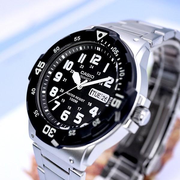Casio 100 Meter Water Resistant Rotating Bezel Diver Look Men's Sports Metal Watch 200D Black B