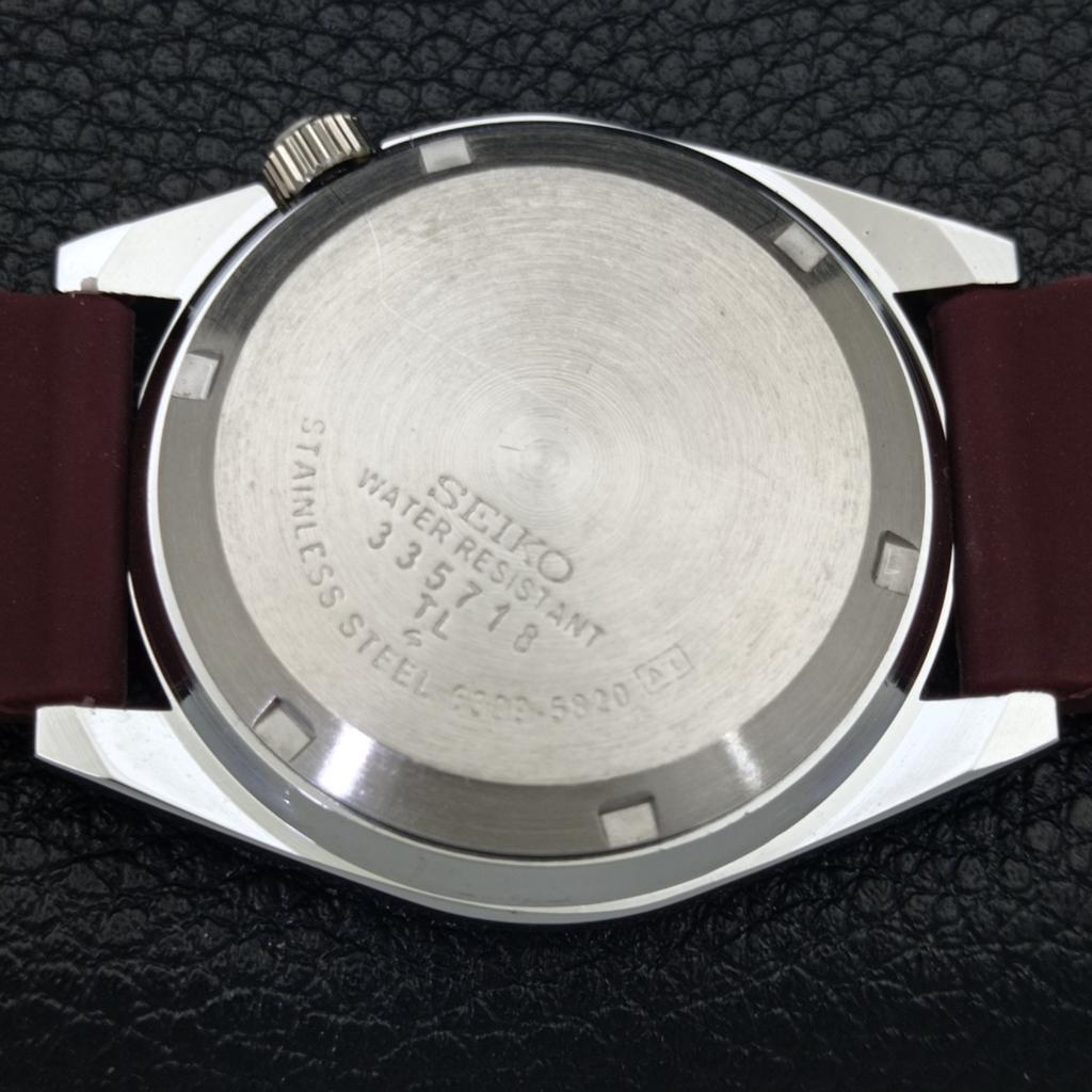 ВОССТАНОВЛЕННЫЕ МУЖСКИЕ АВТОМАТИЧЕСКИЕ ЧАСЫ SEIKO 5 СДЕЛАНО В ЯПОНИИ КРАСНЫЙ ЦИФЕРБЛАТ ЗАКАЗНЫЕ a440110-2 QV90-a440110