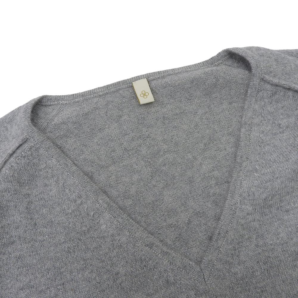TOYOBOSHI Cashmere100 Women's V-Neck Sweater, Light Gray, Size 2, 07IT-BC0001 Tops 2 Light grayUsed