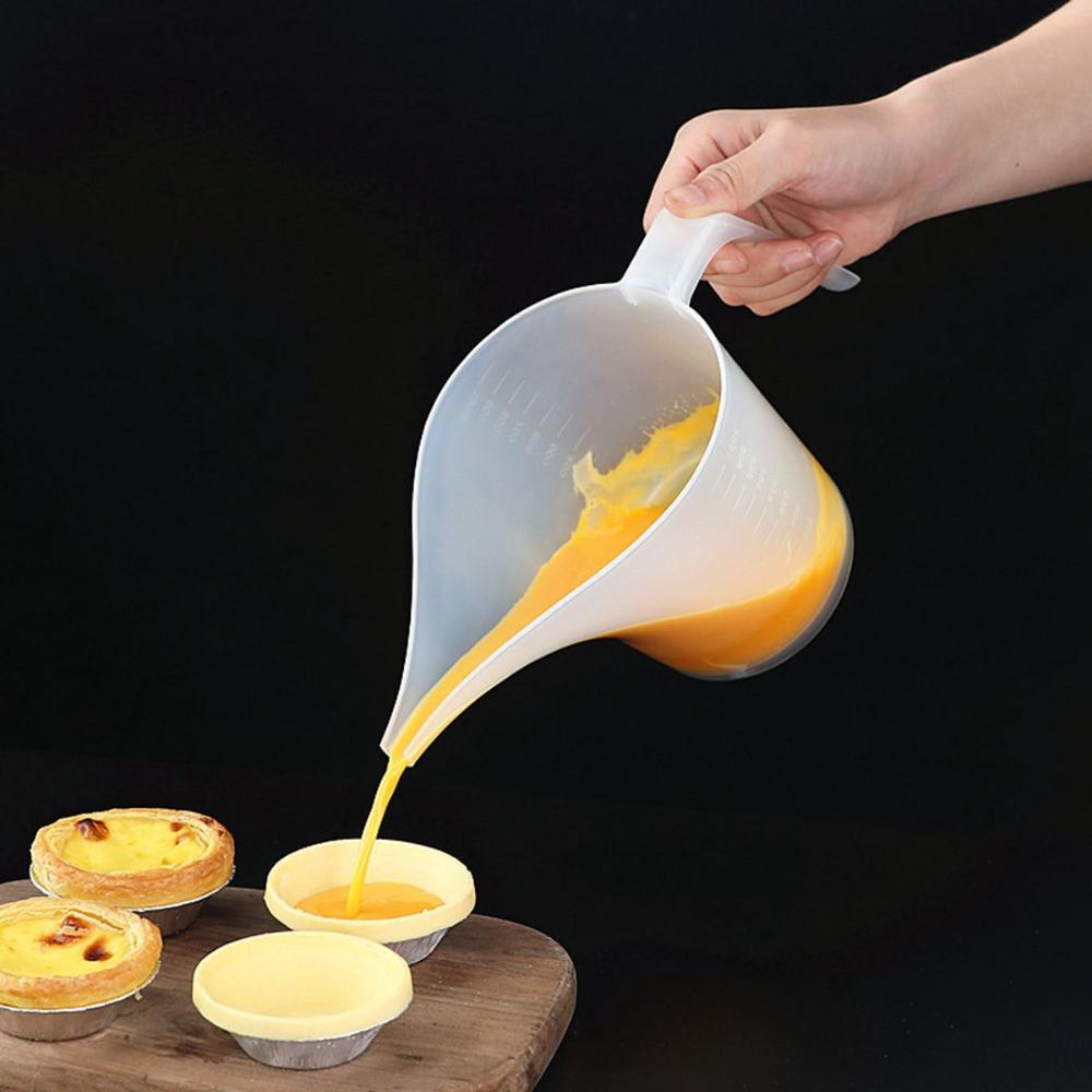 Cooking Easy Pour Long Spout Plastic Measuring Cup Kitchen Tool Liquid Container Funnel Pitcher