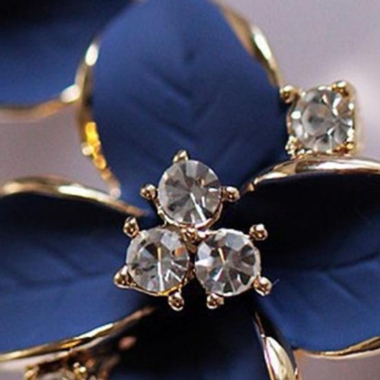 1 пара серег в форме цветка гардении, блестящие стразы, контрастный цвет, гальваническое покрытие, антикоррозийные, антиаллергенные