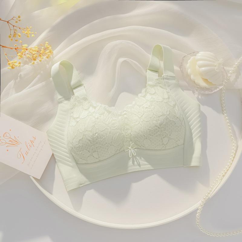 Seamless Wire-Free Push-Up Bra for Large Bust with Side Support