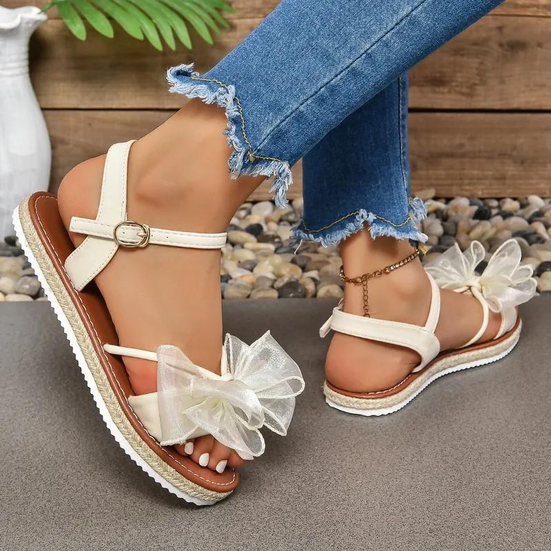 2024 Высококачественная женская обувь, летние новые однотонные сандалии с открытым носком, большого размера, с бантом и пряжкой в одну линию
