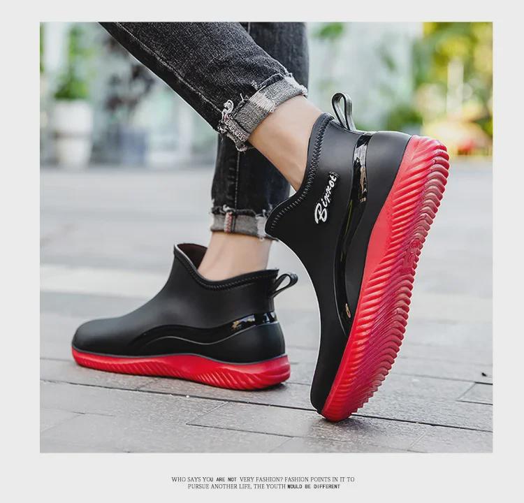 2025 Мужские водонепроницаемые низкие модные резиновые сапоги: Нескользящий и легкий для использования на улице и на кухне