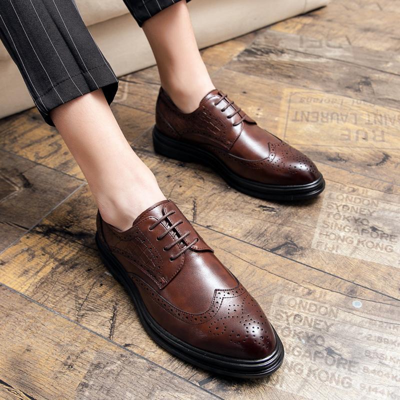 Модные мужские кожаные туфли с резными шнурками на шнуровке, весна 2024 г., мужские деловые повседневные туфли с низким вырезом для жениха, кожаные туфли на свадьбу