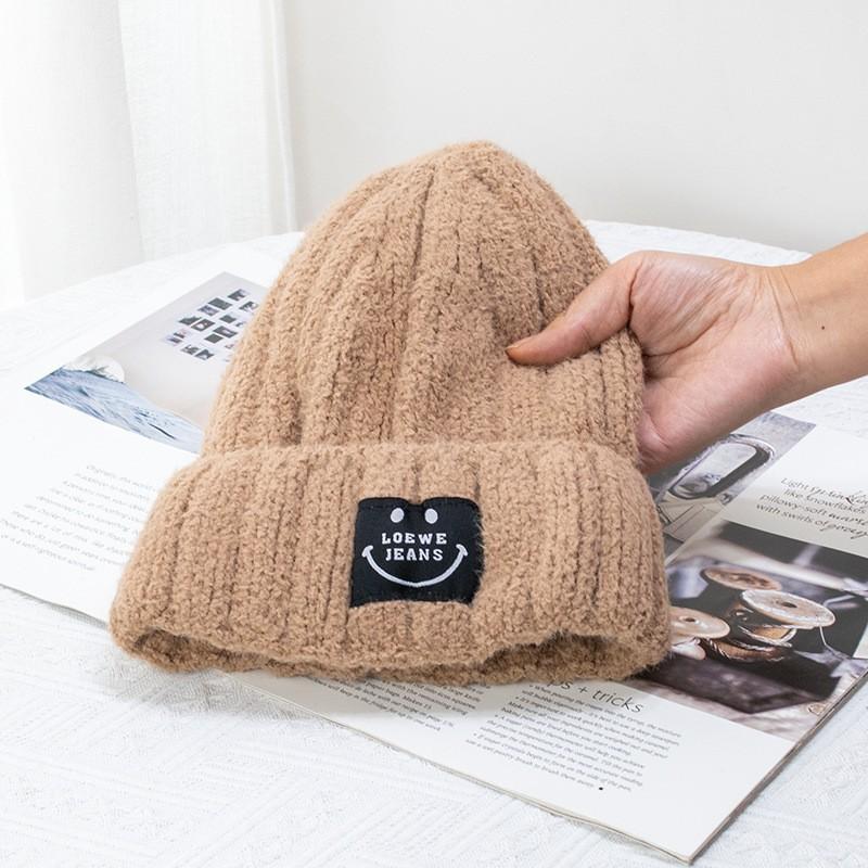 Winter Hat for Women with Plush Insulation Soft Versatile Showing Off Face Small Knit Yarn Hat