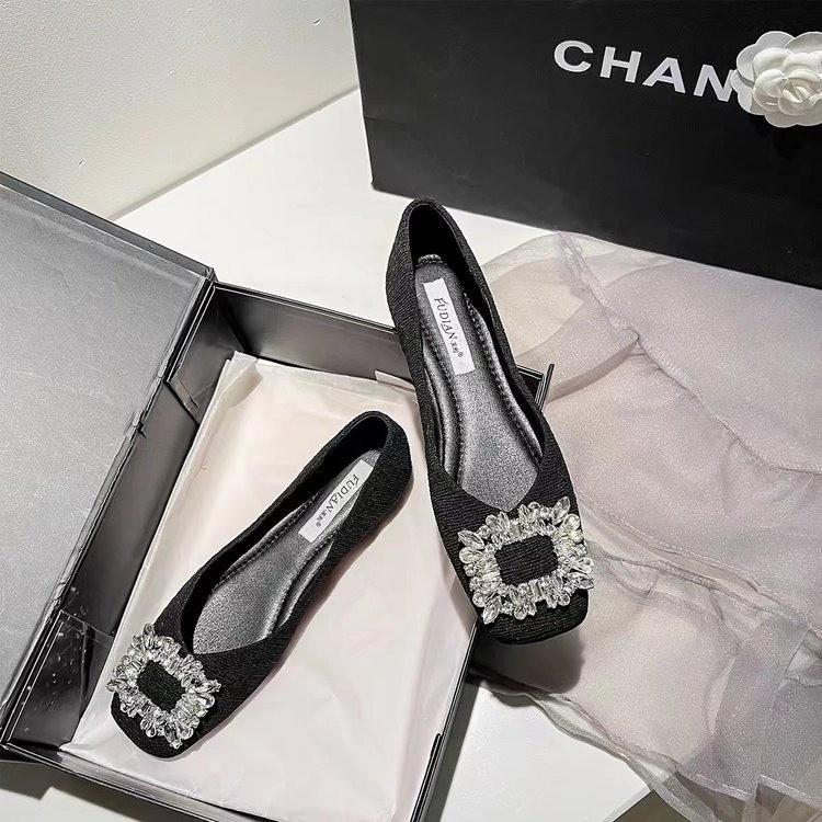 2025 New Spring and Autumn Shallow Mouth Shoes Rhinestone Black Women's Temperament Flat Bottom Laden Shoes French Pointed Single Shoes Low Heel