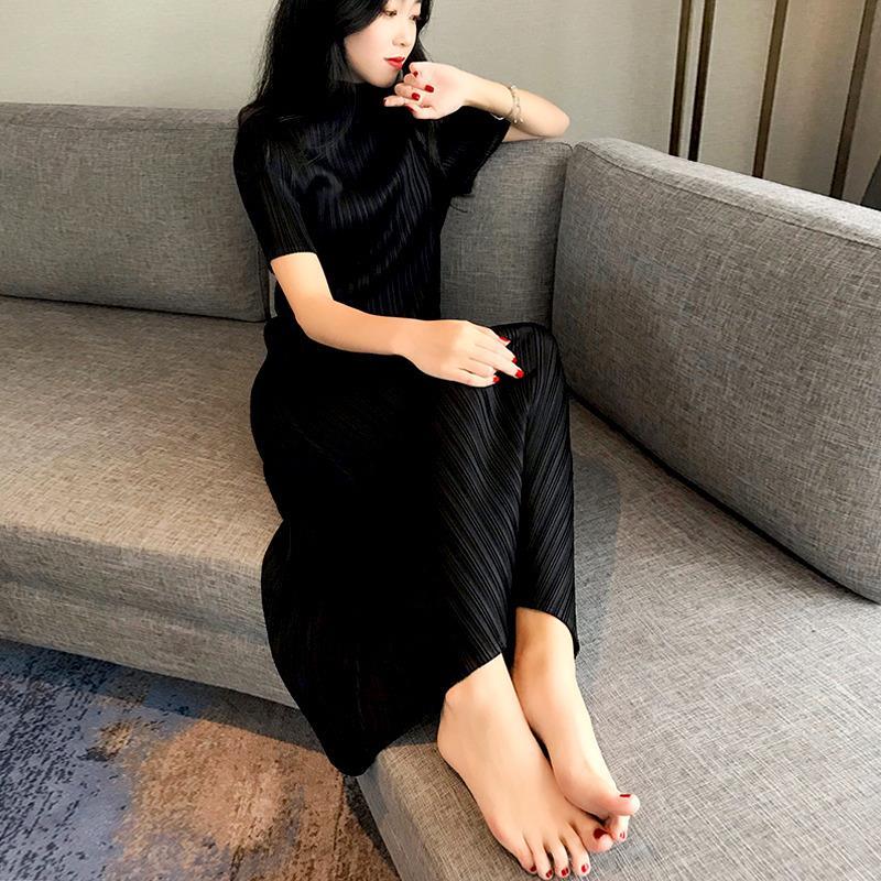 Платье 2022 Новое плиссированное платье с короткими рукавами и воротником-стойкой, длинная юбка, темно-синяя серия Pp, высокая и тонкая женская юбка, летняя