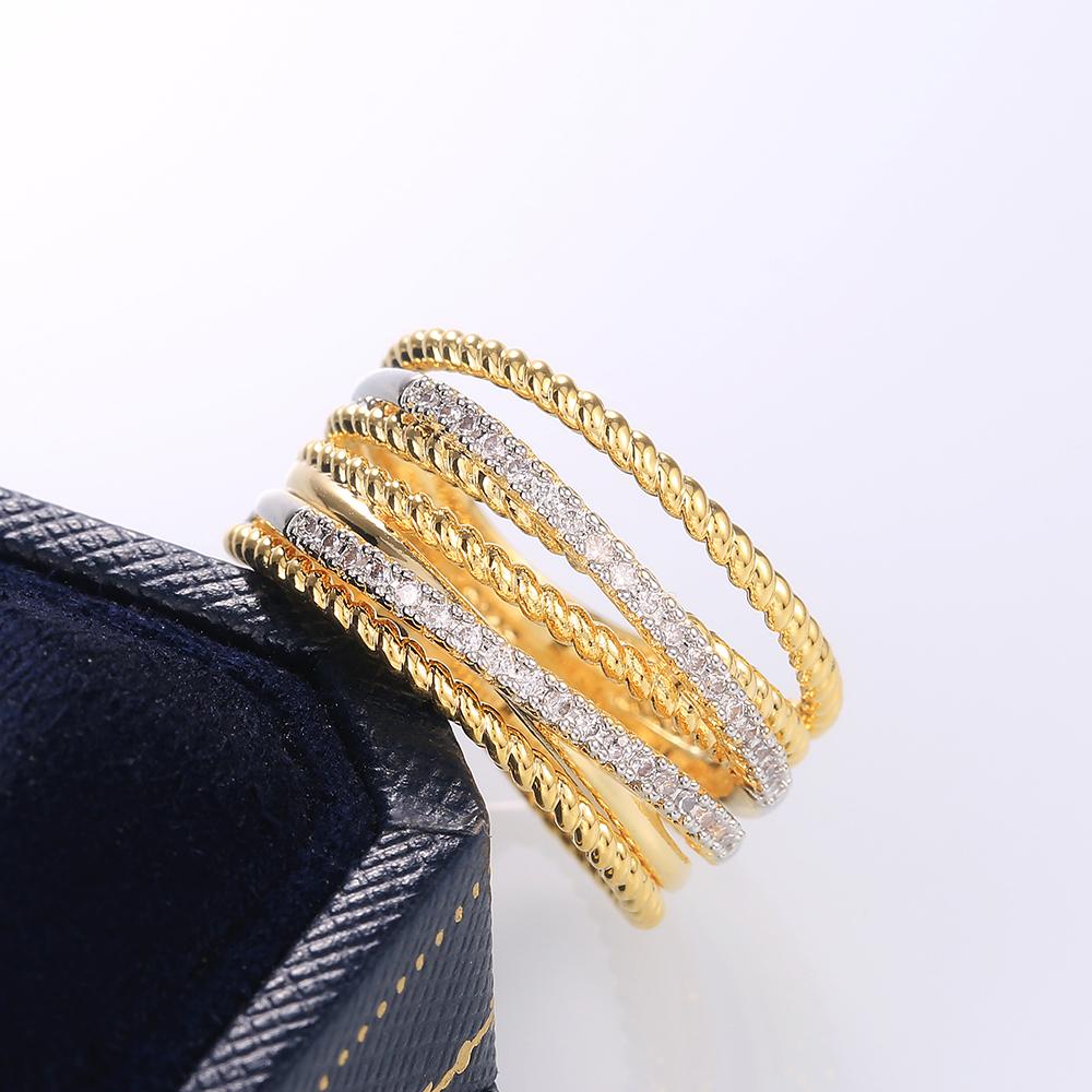 Кольцо Huitan Fancy Cross Twist Twine для женщин, золотого цвета с микрокристаллическим камнем циркония, изящные обручальные кольца для женщин, модные ювелирные изделия