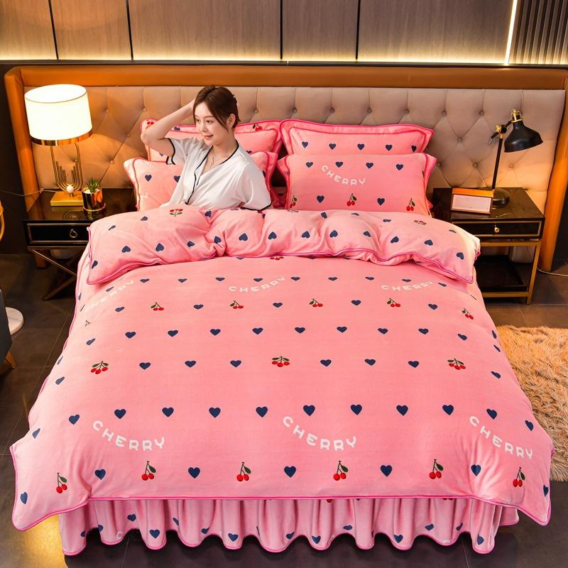 Thickened Milk Velvet Four-piece Set, Flannel Sheets and Quilt Cover, Coral Velvet Three-piece Bedding Set