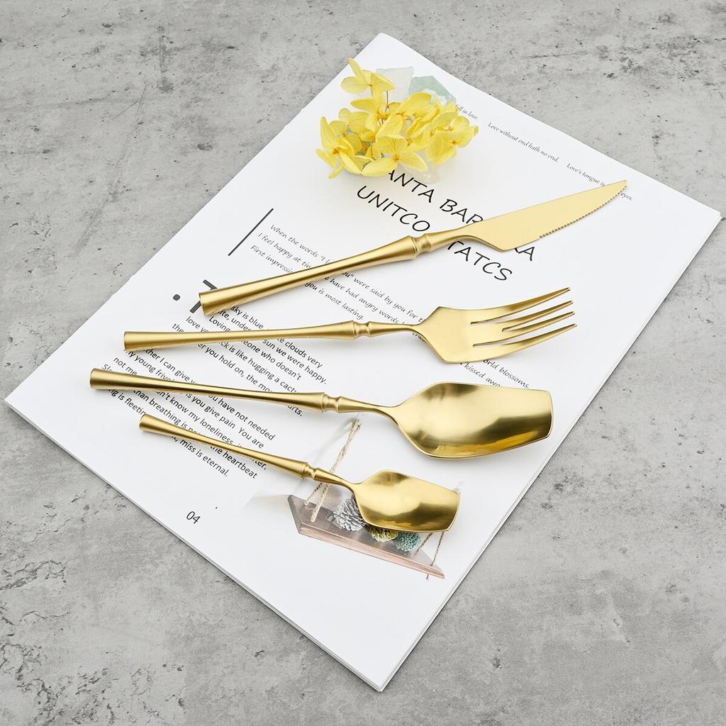 24Pcs Red Gold Cutlery Set 18/10 Stainless Steel Tableware Vintage Knife Fork Coffee Spoon Dinnerware Set Wedding Kitchen Silverware