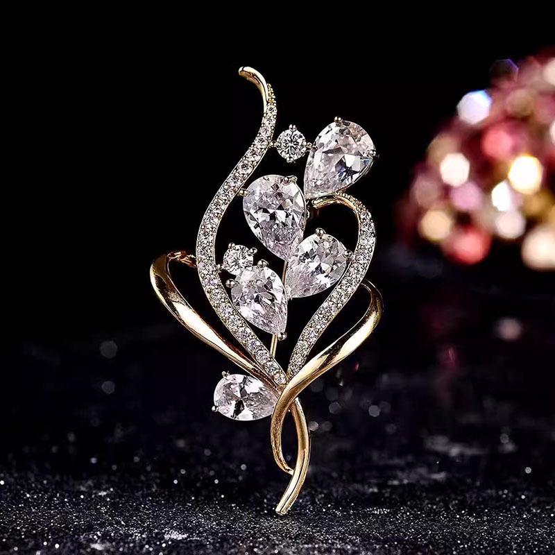 Zircon Flower Water Drop Brooch Women's Fashion Versatile Temperament Necklace Niche Design Clothing
