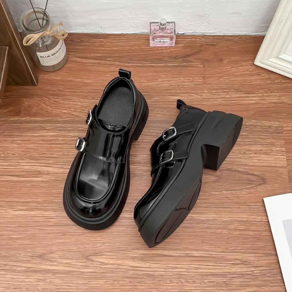 Виноградная мать весна новая ретро маленькие кожаные туфли женские 2025 стиль колледжа маленькие на толстой подошве увеличивающие рост лоферы с неглубоким вырезом