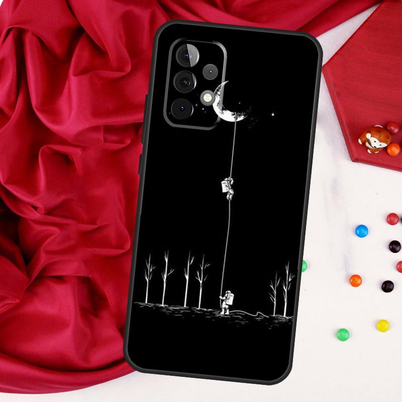 Черный Белый Луна Космос Астронавт Для Samsung Galaxy A26 A05 A06 A16 A54 A34 A14 A22 A32 A52 A55 A35 A15 A53 A13 A56 A36 Чехол