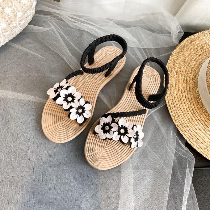 Летняя обувь 2024 Новая мода Женские сандалии Цветы Смешанные цвета Ремешок на щиколотке Плоские Повседневные Пляжные сандалии Открытый носок Женская обувь