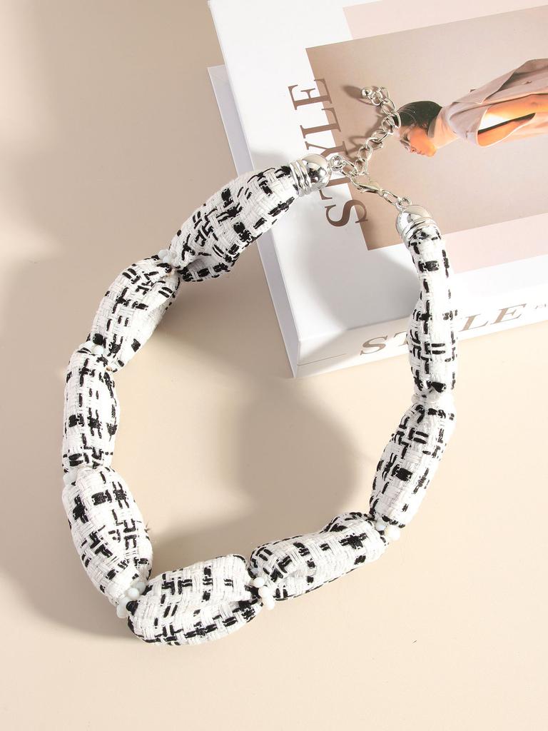 Модные ожерелья для женщин. Ювелирные изделия