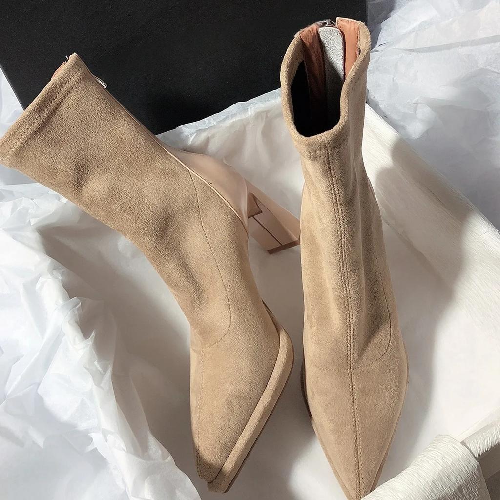 Spring and Autumn Fashion Solid Color High Heels Thin Boots Thick Heels Pointed Women's Boots Back Zipper Short Boots