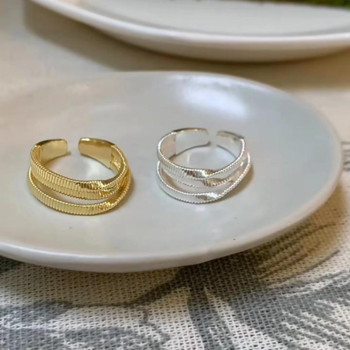 Элегантное многослойное разомкнутое кольцо — модный, роскошный и стильный женский аксессуар