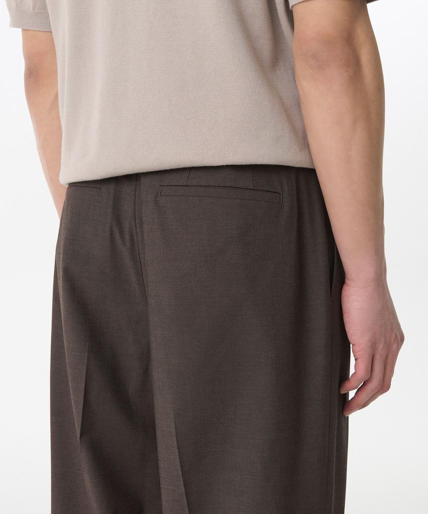 MUSINSA STANDARD Light Plain One-Pleat Wide Hidden Elastic Waist Slacks [Brown]