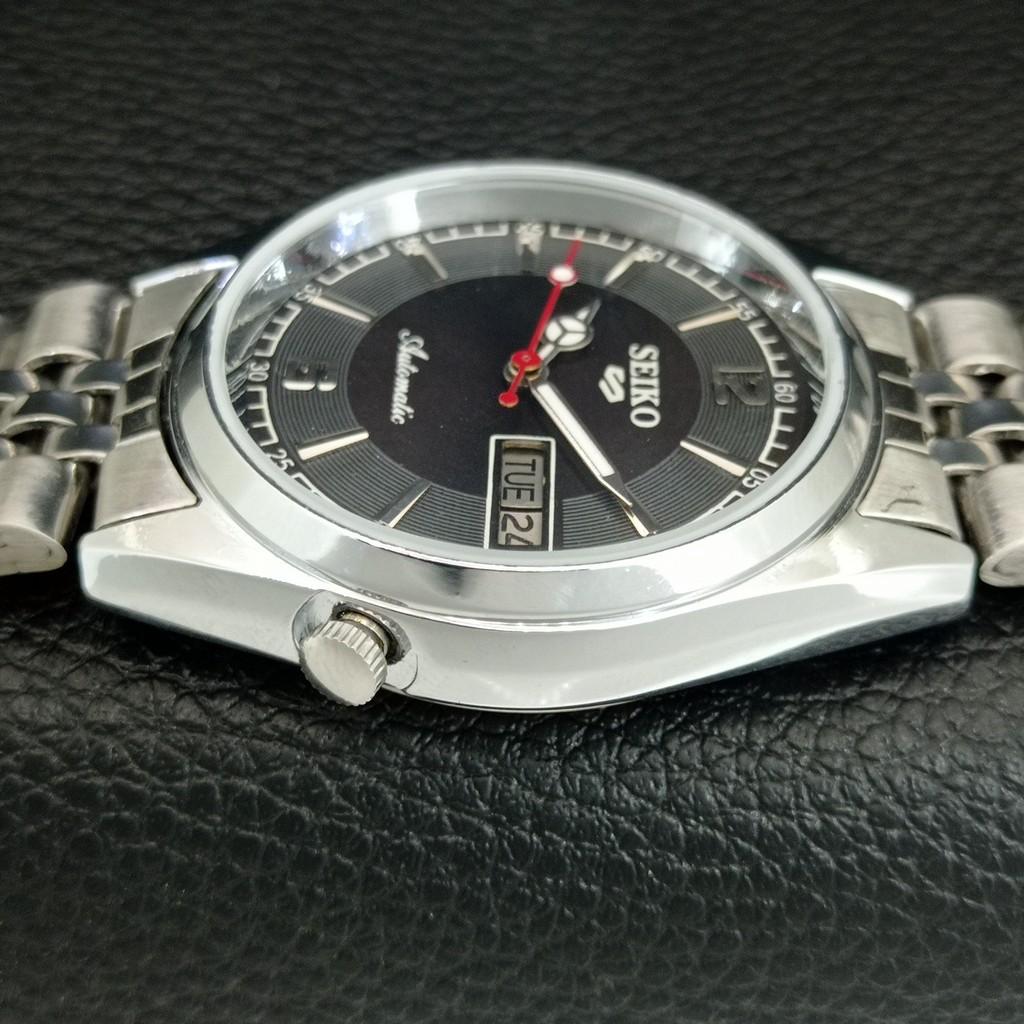 АВТОМАТИЧЕСКИЕ ВИНТАЖНЫЕ ВОССТАНОВЛЕННЫЕ МУЖСКИЕ ЧАСЫ SEIKO 5 ЯПОНИЯ ЧЕРНЫЙ ЦИФЕРБЛАТ a446096-1