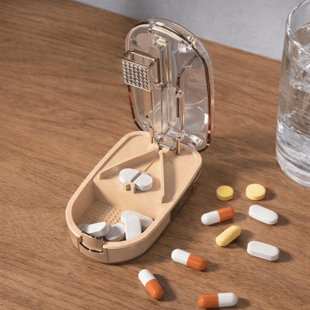 Plastic 2 in 1 Pill Cutter Sealed Pill Storage Box Practical Drug Tablet Organizer For Home Use