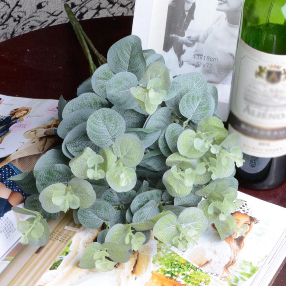 Искусственные цветы для декора помещений