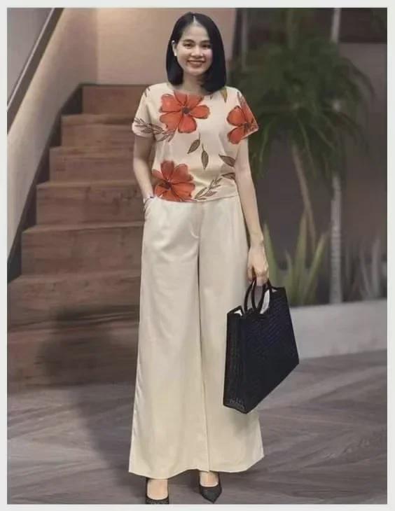 Женская летняя мода 2023 года: Однотонный свободный топ с короткими рукавами и напечатанные брюки, костюм из двух частей