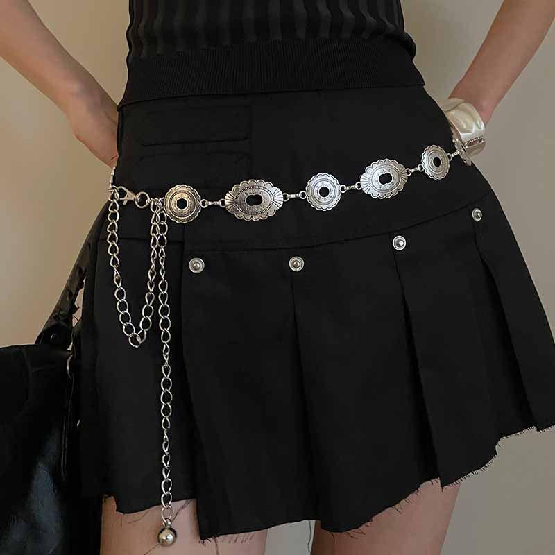 2024 Женская высококачественная металлическая цепочка на талию Love Bow с рельефным дизайном ремня