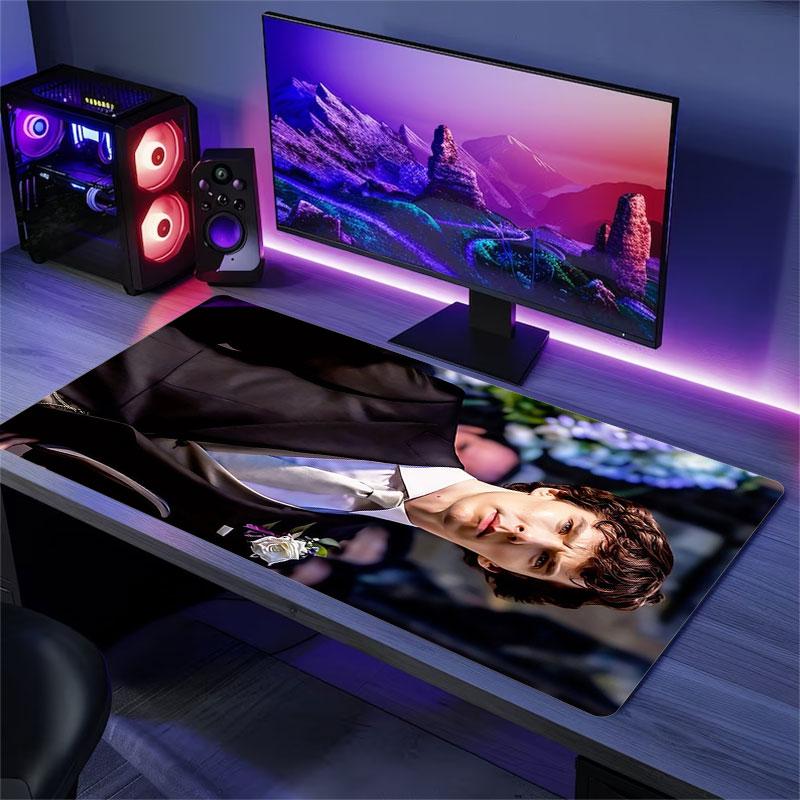 Sherlock Holmes Mouse Pad, Large Gaming Desk Mat, Non-slip XXL Mousepad for Laptop & Tablet, Mini PC Playmat with Stitched Edges