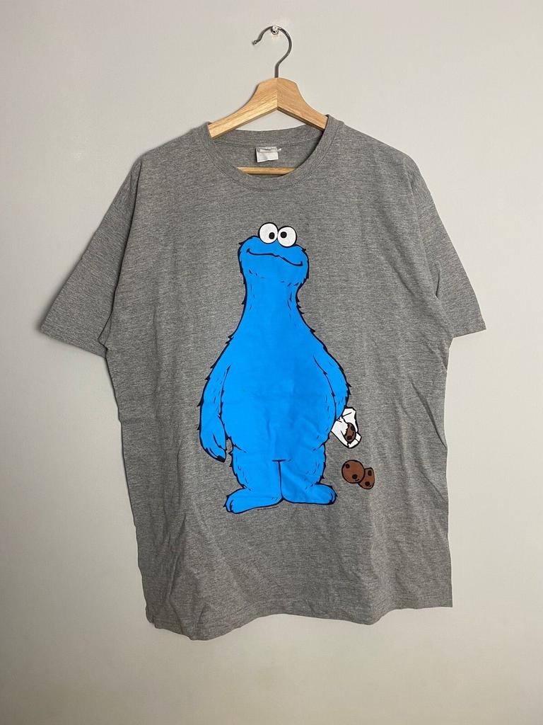 Vintage 2009 Sesame Street Cookie Monster Cartoon Tshirt Unisex T-Shirt