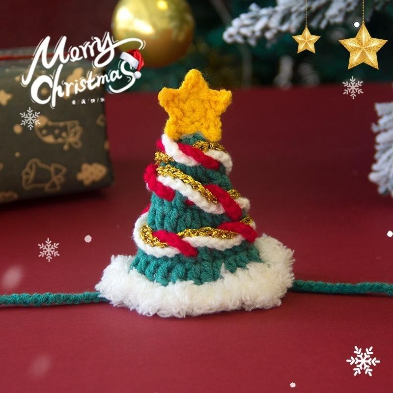 Cute Christmas Pet Scarf - Hand-Knitted Collar for Cat Dog Xmas Tree Decor Accessories