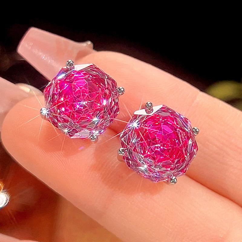 Ювелирные изделия Медное основание Позолоченное Миллениальный крой Цвет драгонфрута Темперамент Легкая роскошь Костюм Женский 16-12М