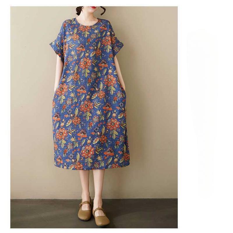 Летнее тонкое хлопково-льняное ретро платье средней длины с женственным темпераментом