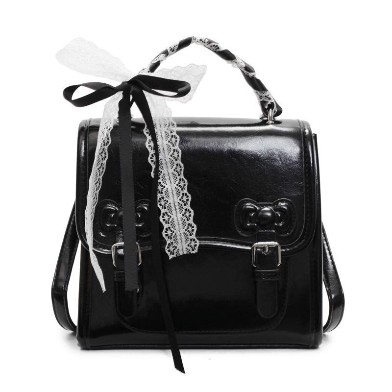 Этот простой и стильный рюкзак — высококлассная и стильная ручная квадратная сумка