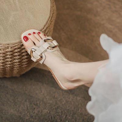 Женская обувь – Сандалии