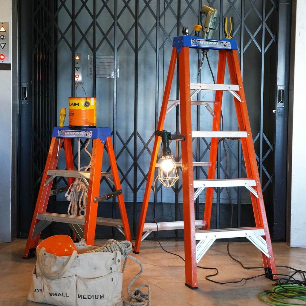 DULTON ФИБЕРГЛАССОВАЯ ЛЕСТНИЦА 3 СТУПЕНИ ОРАНЖЕВАЯ Фиберглассовая лестница 3 ступени оранжевая Dulton индустриальный американский винтаж мужественный D2310 [Номер детали Y-0604-3OR]