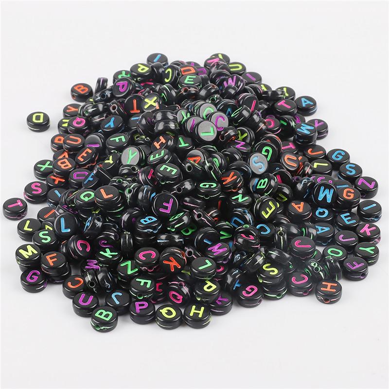 Смешанные английские буквы акриловые бусины 100 шт. плоские сердечные бусины с буквенным номером для подвески браслет Neckla