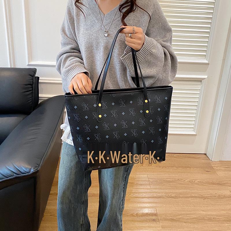 Women's High-Capacity Bear Print Tote Bag - Stylish Shoulder Handbag for Outings & Class