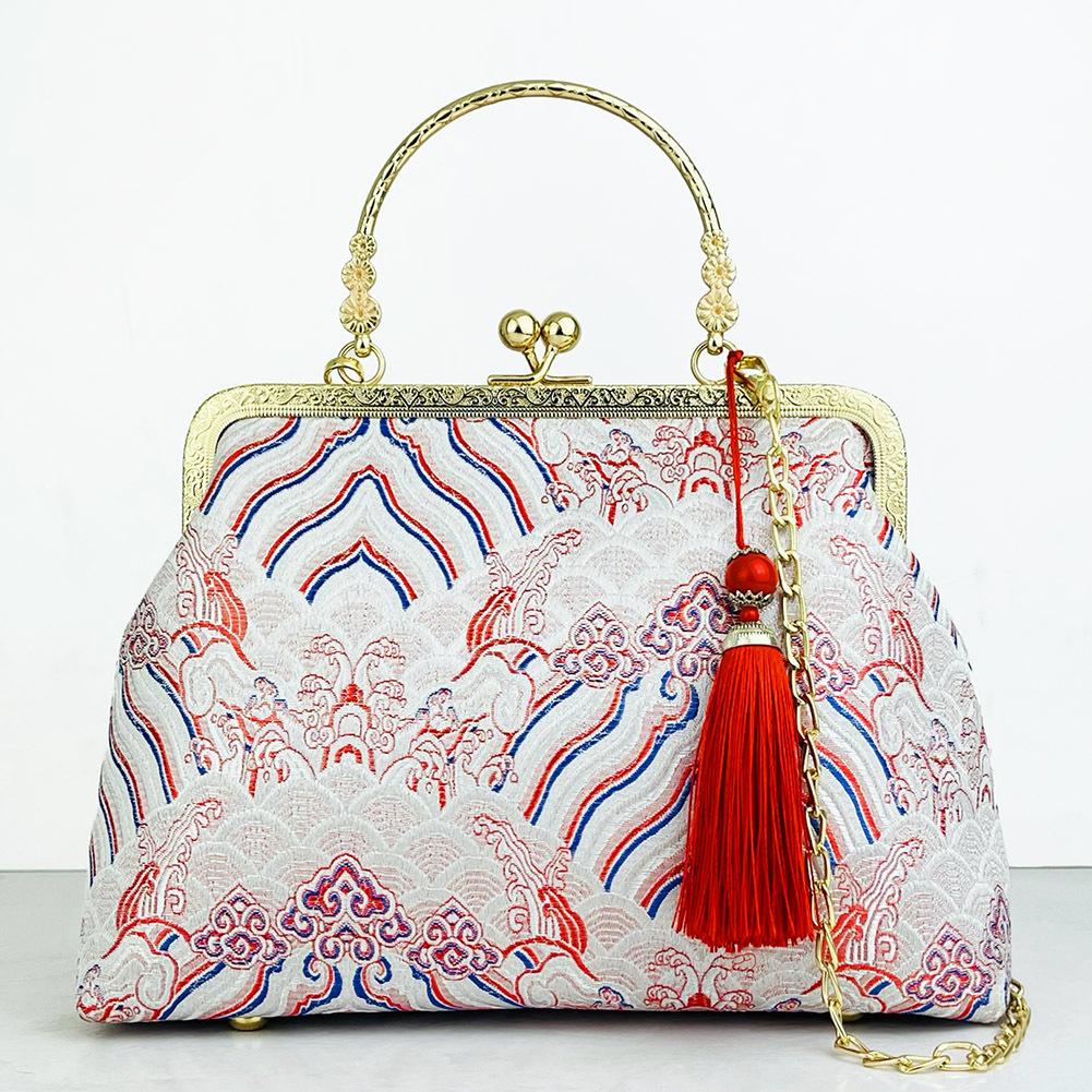 Fashion Silk Bag Tote Shoulder Crossbody Chain Women Handbag Embroidery Chinese Cheongsam Female   Bags Clutch Purse